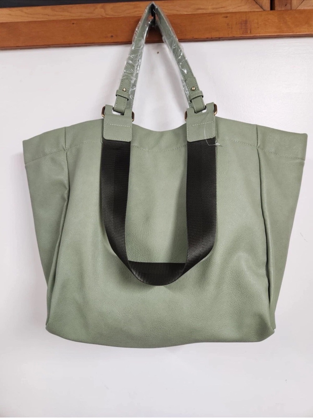 Free People Ventura Vegan Tote Bag in Sage Green - Picture 2 of 10